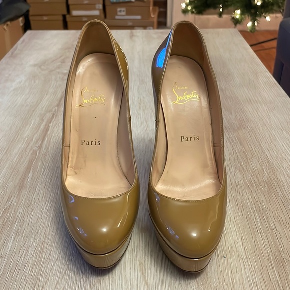 Louboutin Bianca 140MM Camel Patent - 37 - Picture 2 of 12
